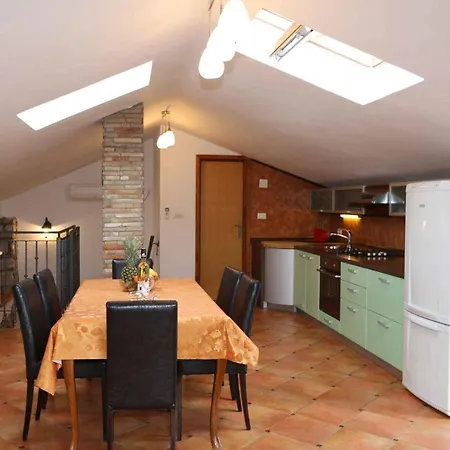 In - Insel Krk 13419 *