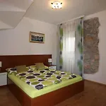 In - Insel Krk 13419 Appartement Šilo